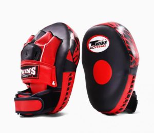 TARCZE BOKSERSKIE TWINS SPECIAL PMS28  (black/red) - PARA - 2SZT